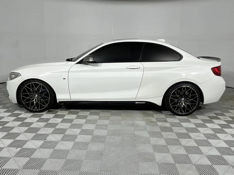 Used 2015 BMW 2 Series M235i coupe auto - WeBuyCars Silverlakes