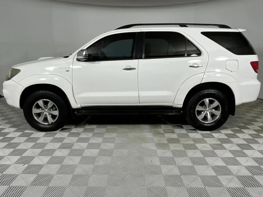 Used 2008 Toyota Fortuner 3.0D-4D - WeBuyCars Silverlakes