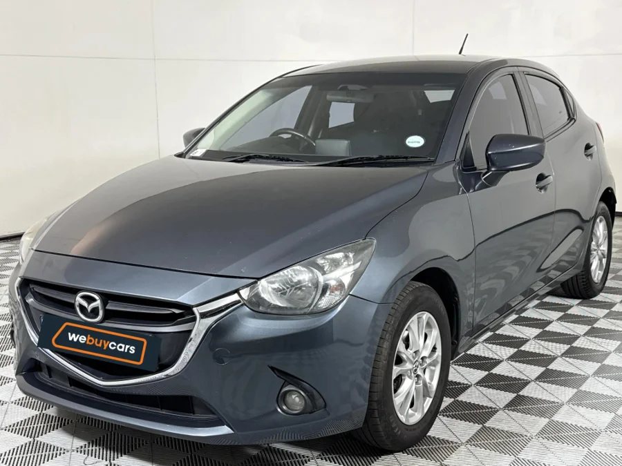 Used 2015 Mazda Mazda2 1.5 Dynamic manual - WeBuyCars Midstream Used 2015 Mazda Mazda2 1.5 Dynamic manual - WeBuyCars Midstream