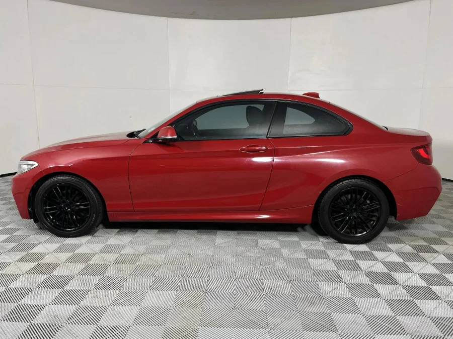 Used 2015 BMW 2 Series 220i coupe M Sport - WeBuyCars The Dome