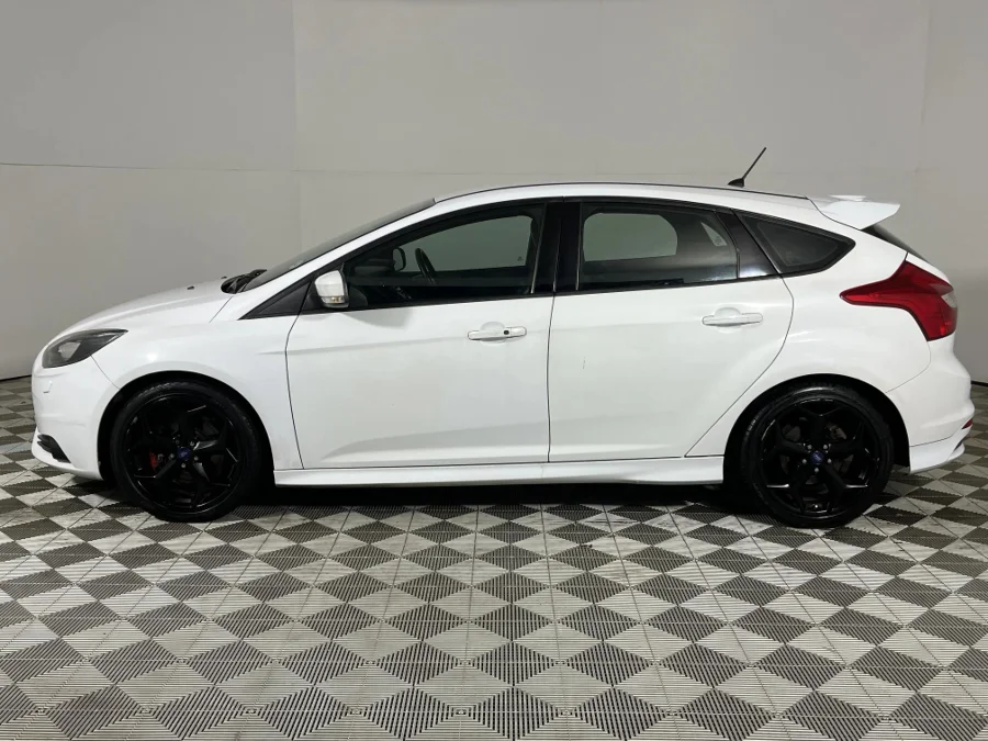 Used 2013 Ford Focus ST 3 - WeBuyCars Germiston