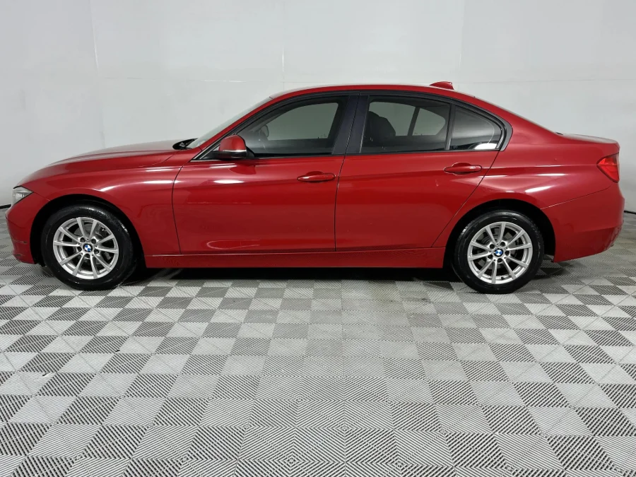 Used 2014 BMW 3 Series 316i auto - WeBuyCars Silverlakes Used 2014 BMW 3 Series 316i auto - WeBuyCars Silverlakes