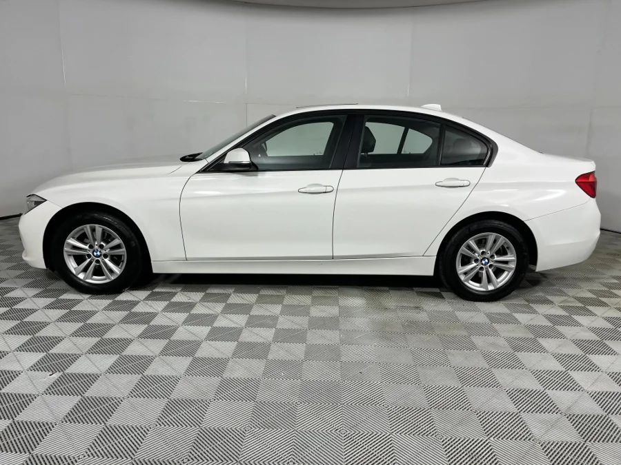 Used 2016 BMW 3 Series 320i sports-auto - WeBuyCars Silverlakes Used 2016 BMW 3 Series 320i sports-auto - WeBuyCars Silverlakes