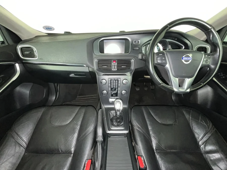 Used 2012 Volvo V40 T3 Elite - WeBuyCars Germiston Used 2012 Volvo V40 T3 Elite - WeBuyCars Germiston