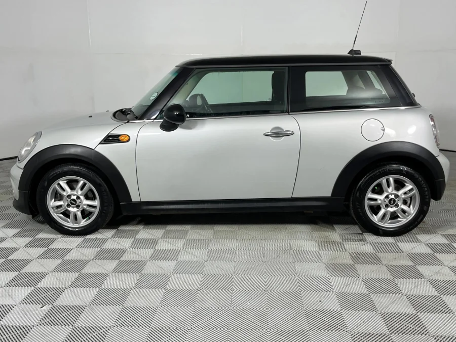 Used 2011 MINI Hatch Cooper - WeBuyCars Silverlakes Used 2011 MINI Hatch Cooper - WeBuyCars Silverlakes