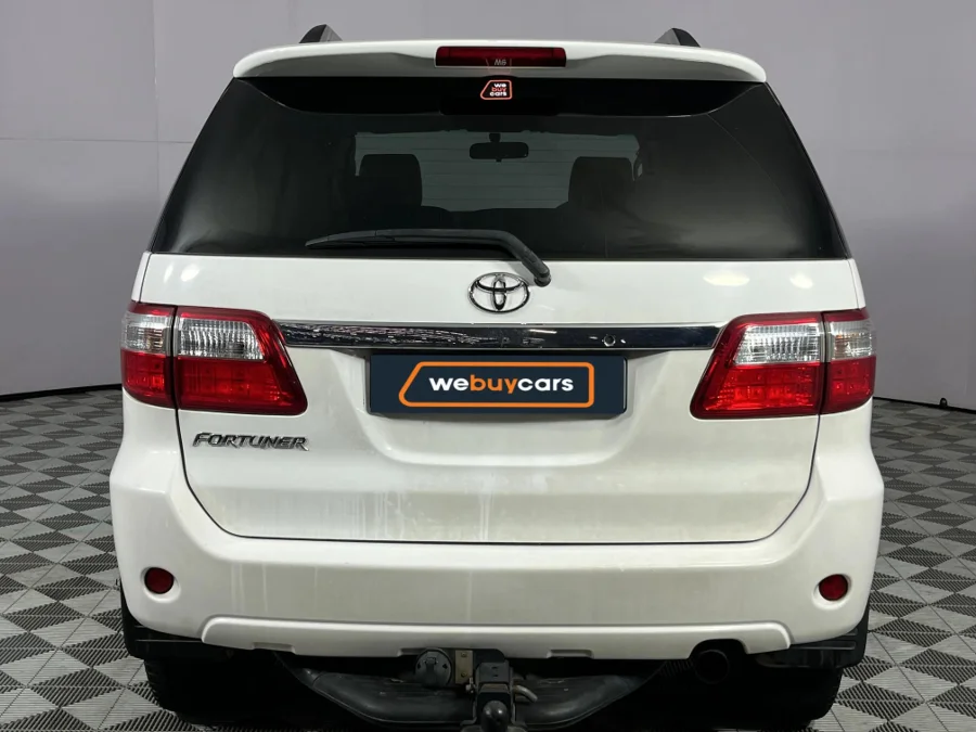 Used 2011 Toyota Fortuner 3.0D-4D - WeBuyCars Epping