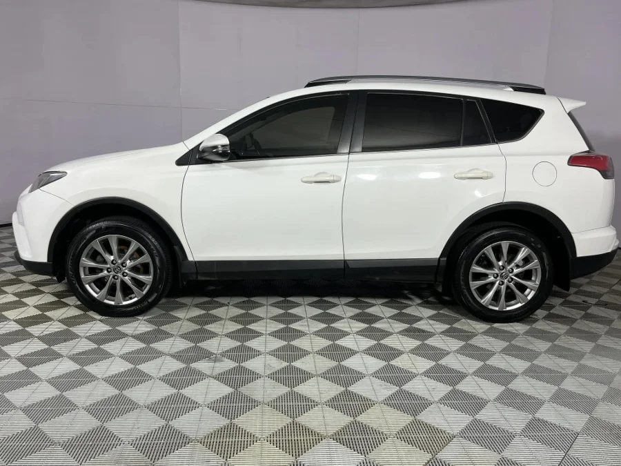 Used 2016 Toyota RAV4 2.5 AWD VX - WeBuyCars Epping Used 2016 Toyota RAV4 2.5 AWD VX - WeBuyCars Epping