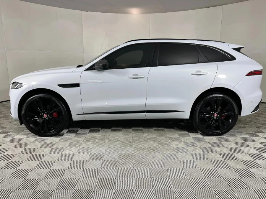 Used 2021 Jaguar F-Pace D200 AWD R-Dynamic SE - WeBuyCars The Dome