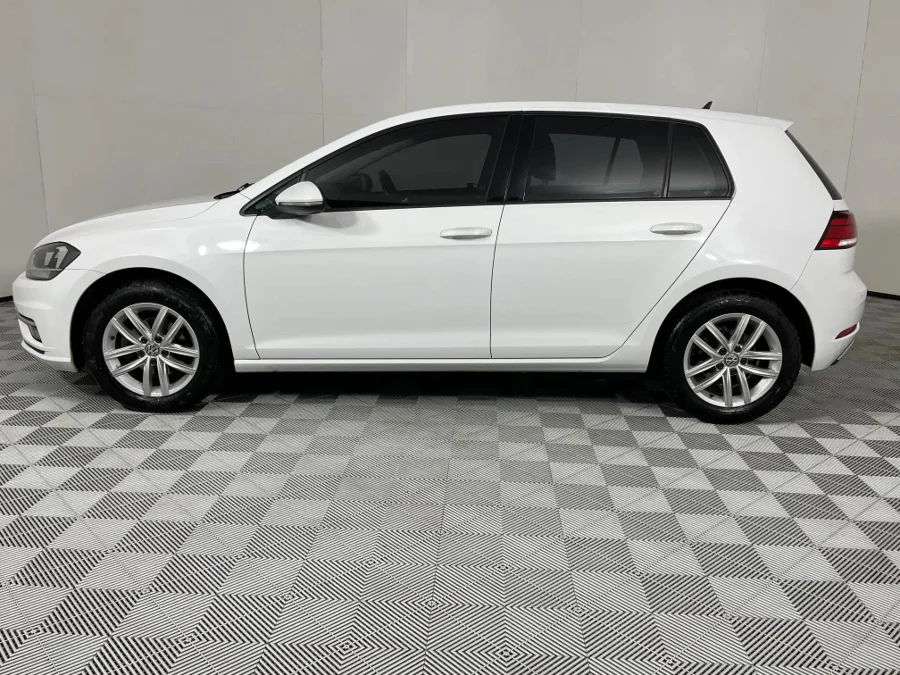 Used 2018 Volkswagen Golf 1.0TSI Comfortline - WeBuyCars Gqeberha Used 2018 Volkswagen Golf 1.0TSI Comfortline - WeBuyCars Gqeberha