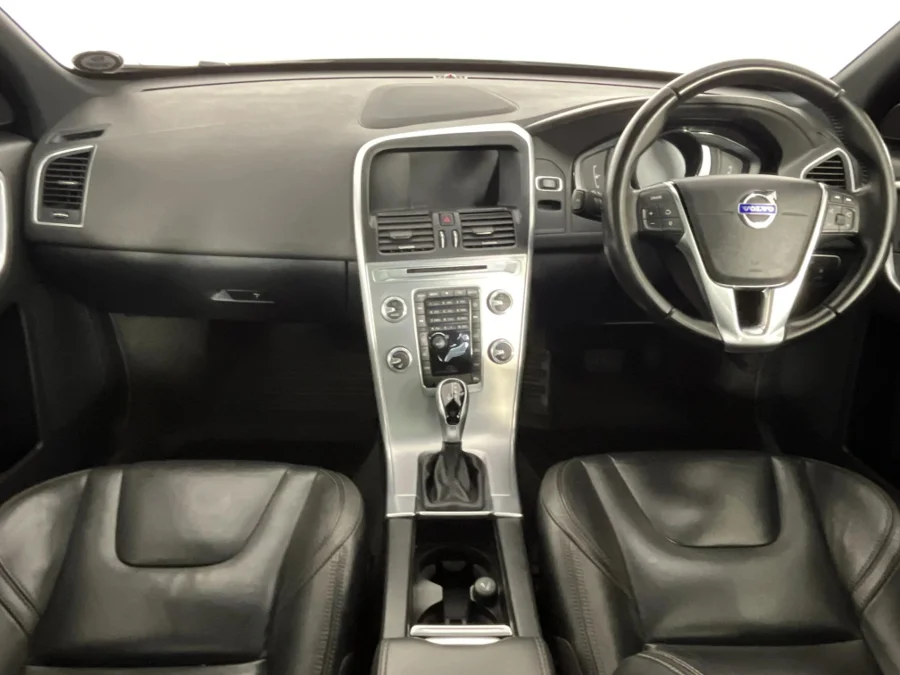 Used 2017 Volvo XC60 D4 Momentum - WeBuyCars Gqeberha Used 2017 Volvo XC60 D4 Momentum - WeBuyCars Gqeberha