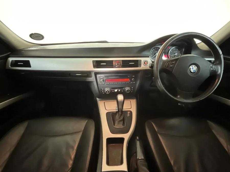 Used 2010 BMW 3 Series 320i auto - WeBuyCars Germiston Used 2010 BMW 3 Series 320i auto - WeBuyCars Germiston