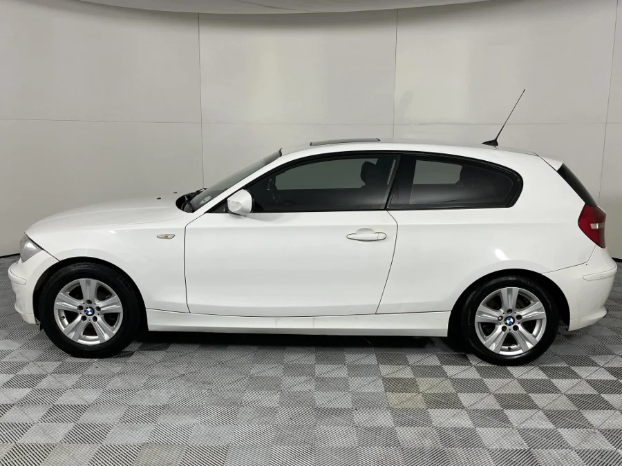 Used 2010 BMW 1 Series 118i 3-door - WeBuyCars Mbombela Used 2010 BMW 1 Series 118i 3-door - WeBuyCars Mbombela