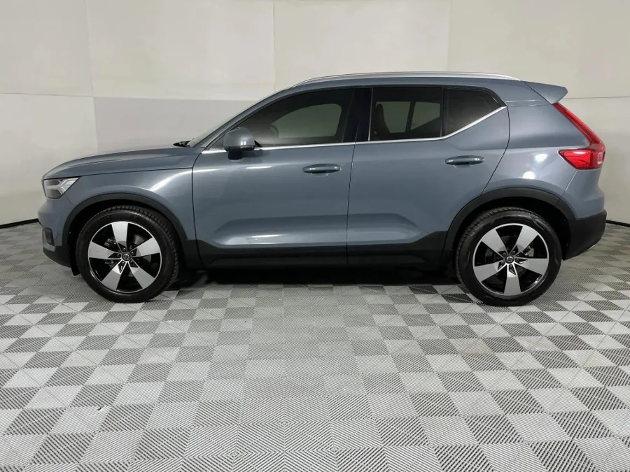 Used 2019 Volvo XC40 D4 AWD Inscription - WeBuyCars Silverlakes