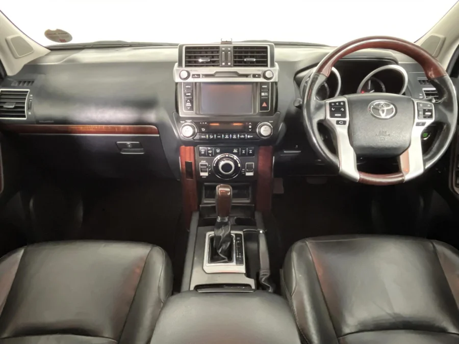 Used 2014 Toyota Land Cruiser Prado 4.0 VX - WeBuyCars Gqeberha