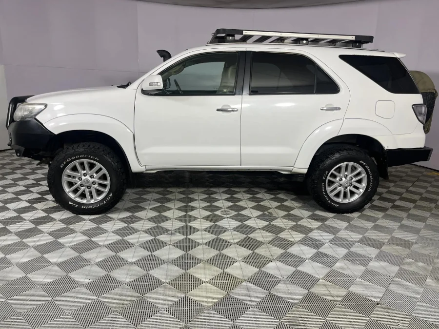Used 2011 Toyota Fortuner 4.0 V6 4x4 Epic - WeBuyCars Epping Used 2011 Toyota Fortuner 4.0 V6 4x4 Epic - WeBuyCars Epping