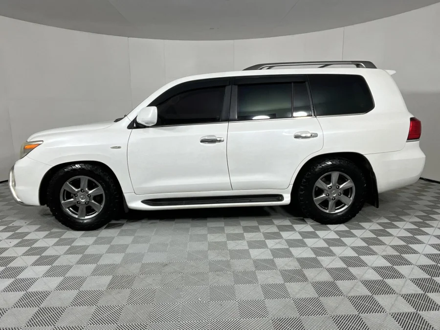 Used 2010 Lexus LX 570 - WeBuyCars Gqeberha