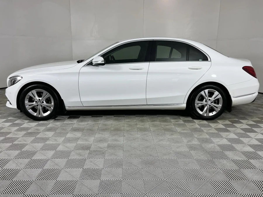 Used 2014 Mercedes-Benz C-Class C220d Avantgarde auto - WeBuyCars The Dome