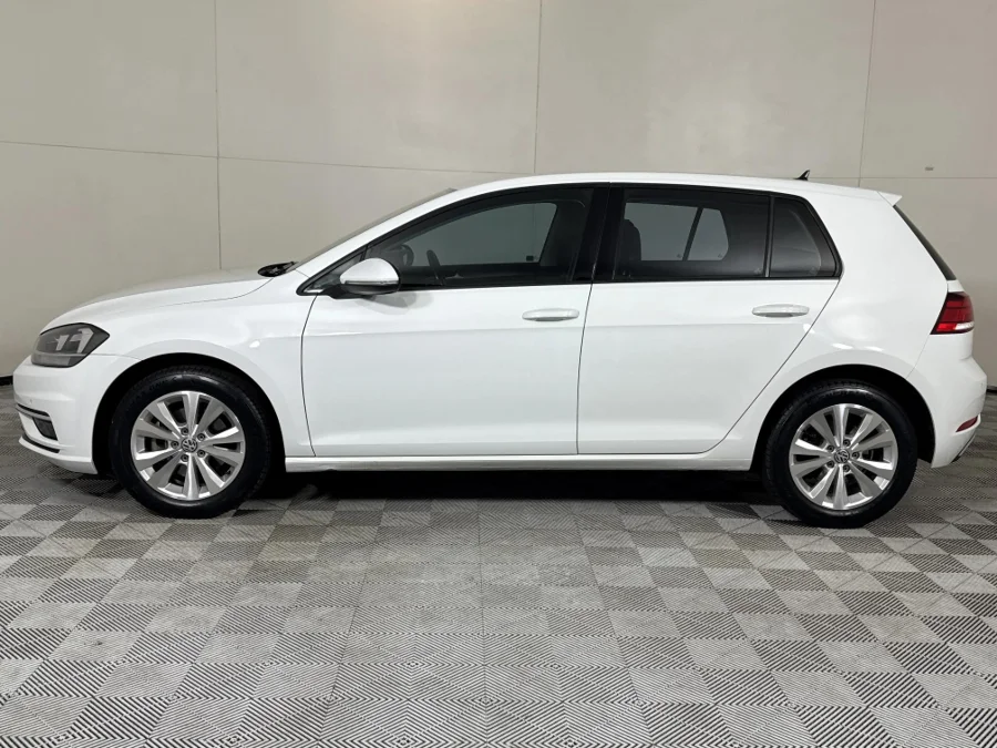Used 2017 Volkswagen Golf 1.4TSI Comfortline - WeBuyCars Rustenburg Used 2017 Volkswagen Golf 1.4TSI Comfortline - WeBuyCars Rustenburg