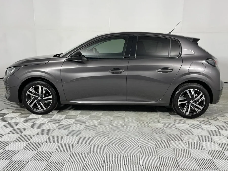 Used 2022 Peugeot 208 1.2T Allure manual - WeBuyCars Silverlakes Used 2022 Peugeot 208 1.2T Allure manual - WeBuyCars Silverlakes