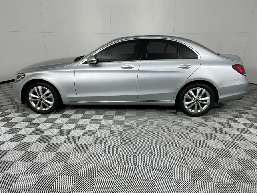 Used 2019 Mercedes-Benz C-Class C200 Avantgarde - WeBuyCars The Dome Used 2019 Mercedes-Benz C-Class C200 Avantgarde - WeBuyCars The Dome