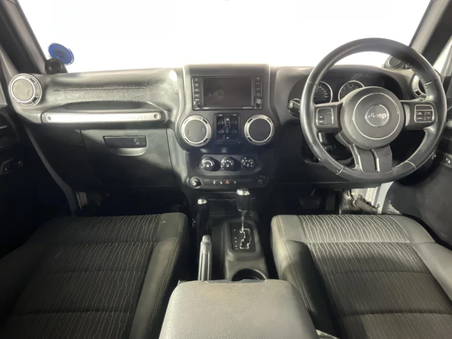 Used 2013 Jeep Wrangler Unlimited Sahara 3.6L 75th Anniversary Edition - WeBuyCars Silverlakes