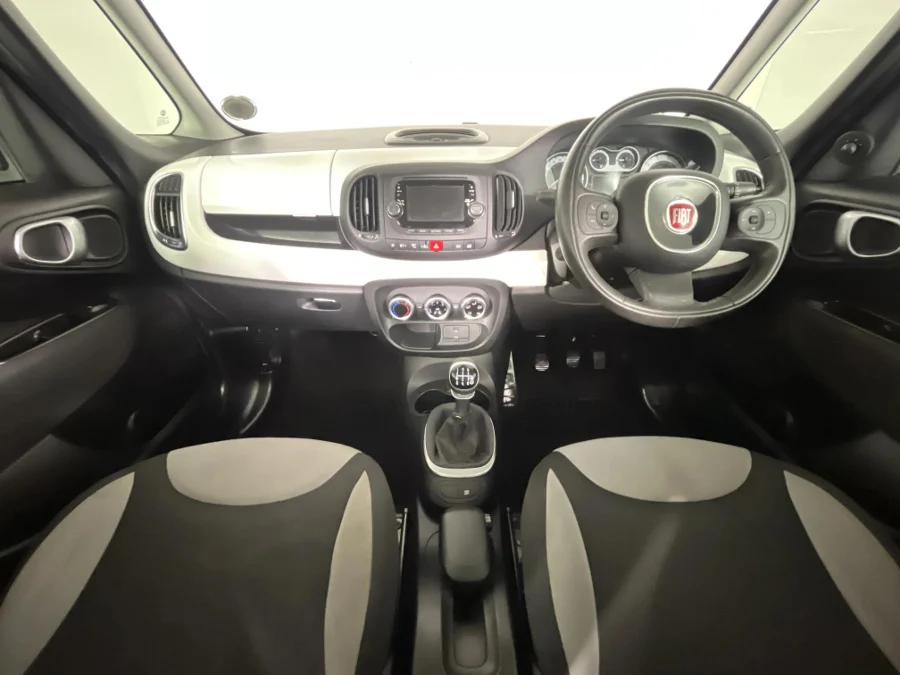 Used 2015 Fiat 500L 1.4 Easy - WeBuyCars Silverlakes Used 2015 Fiat 500L 1.4 Easy - WeBuyCars Silverlakes
