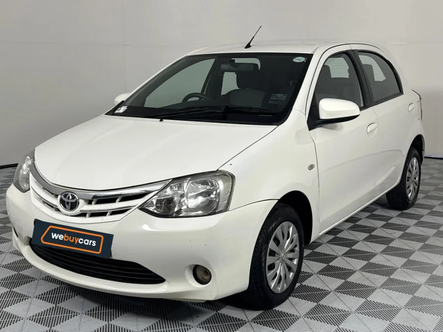 Used 2014 Toyota Etios hatch 1.5 Sprint - WeBuyCars Vereeniging Used 2014 Toyota Etios hatch 1.5 Sprint - WeBuyCars Vereeniging