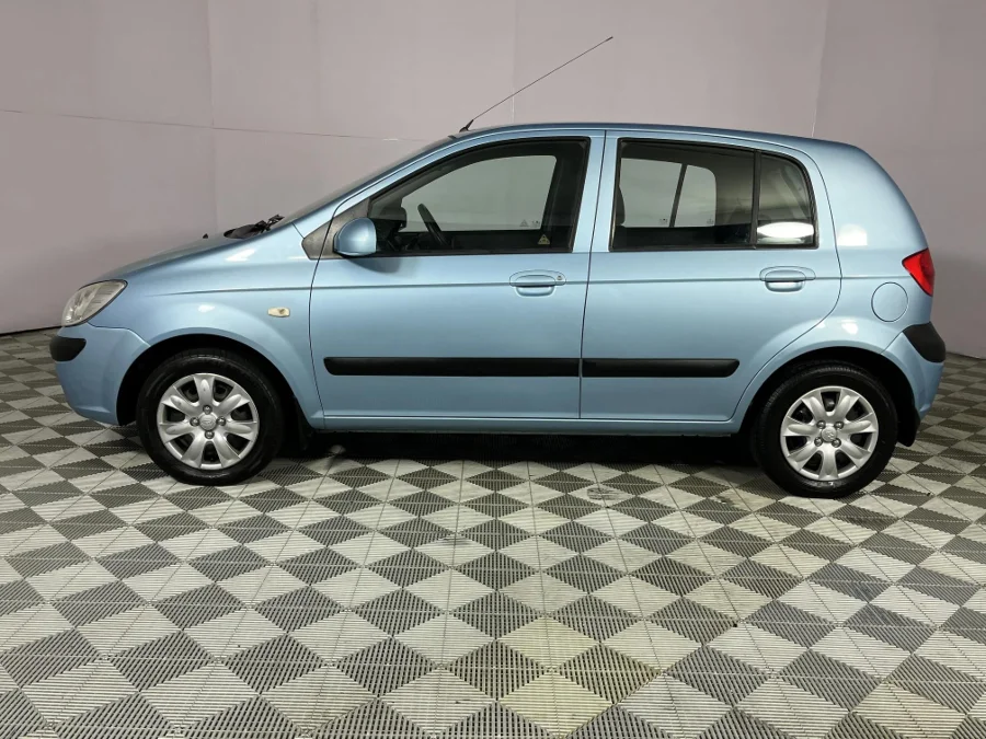 Used 2010 Hyundai Getz 1.4 GL high-spec - WeBuyCars Brackenfell Cape Town Used 2010 Hyundai Getz 1.4 GL high-spec - WeBuyCars Brackenfell Cape Town