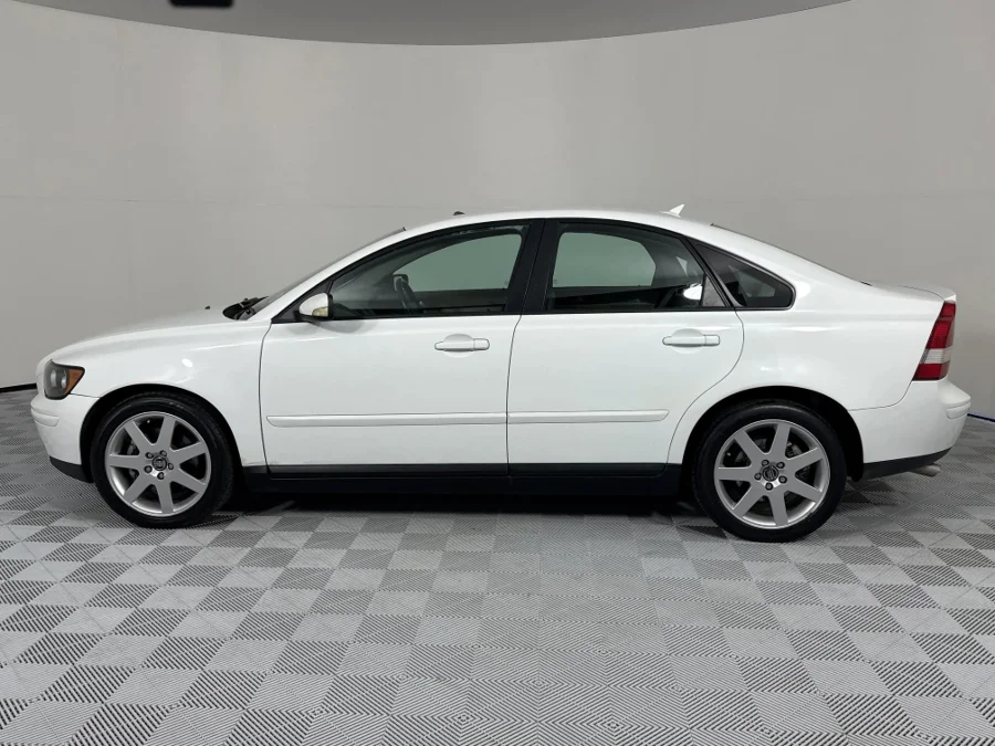 Used 2004 Volvo S40 T5 Geartronic - WeBuyCars Vereeniging Used 2004 Volvo S40 T5 Geartronic - WeBuyCars Vereeniging