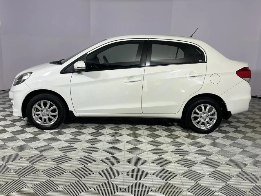 Used 2015 Honda Brio Amaze sedan 1.2 Comfort auto - WeBuyCars Durban Used 2015 Honda Brio Amaze sedan 1.2 Comfort auto - WeBuyCars Durban
