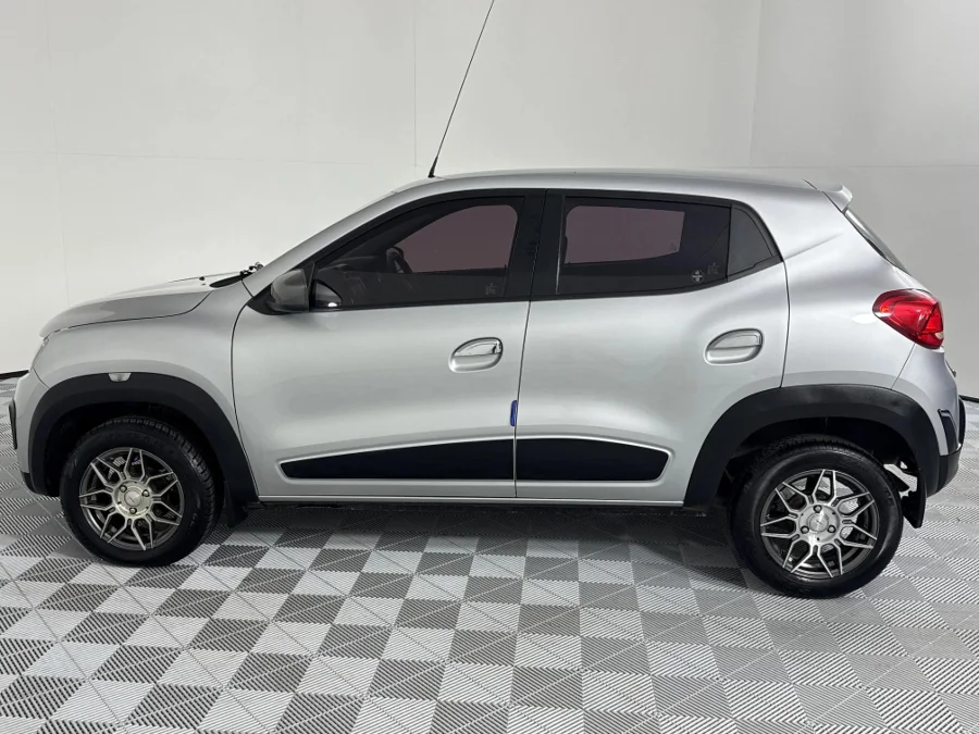Used 2017 Renault Kwid 1.0 Dynamique - WeBuyCars Vereeniging Used 2017 Renault Kwid 1.0 Dynamique - WeBuyCars Vereeniging