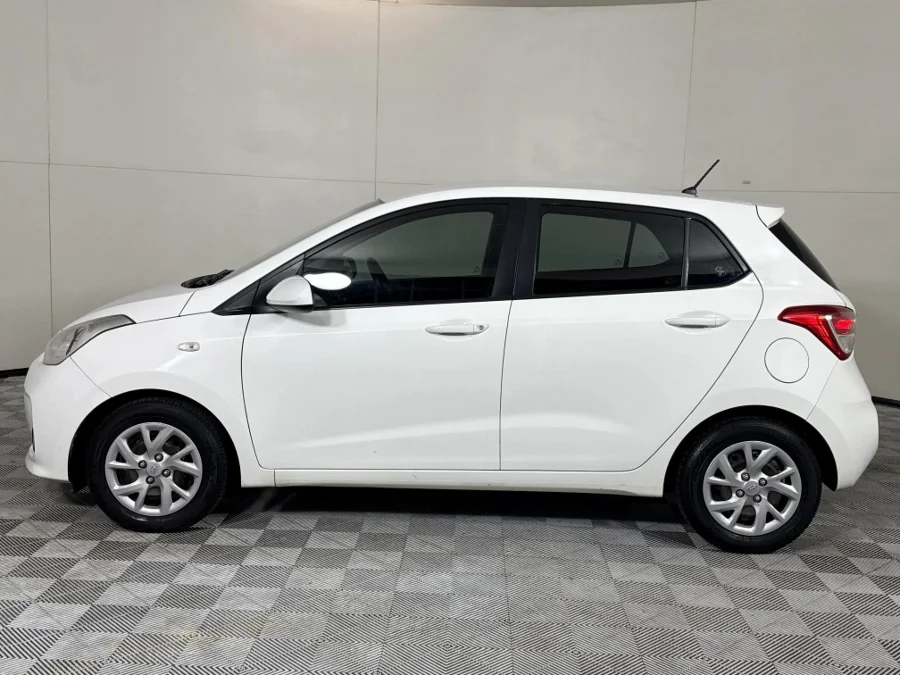 Used 2018 Hyundai i10 1.1 Motion - WeBuyCars Midstream Used 2018 Hyundai i10 1.1 Motion - WeBuyCars Midstream