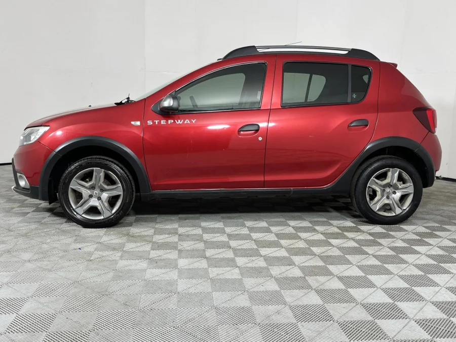 Used 2017 Renault Sandero 66kW turbo Stepway Expression - WeBuyCars Midstream Used 2017 Renault Sandero 66kW turbo Stepway Expression - WeBuyCars Midstream