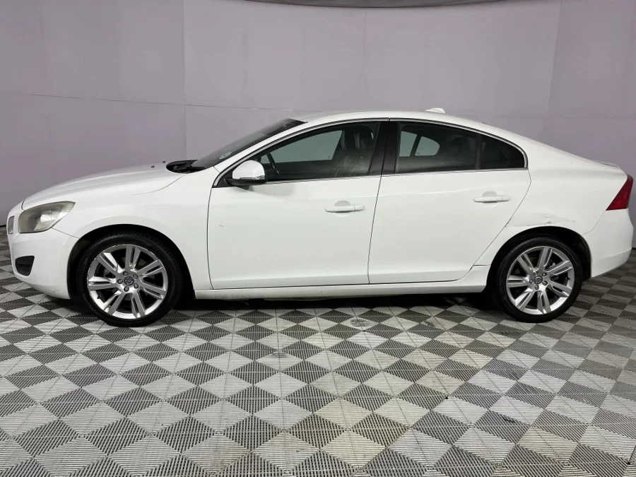 Used 2011 Volvo S60 T4 Essential auto - WeBuyCars Brackenfell Cape Town