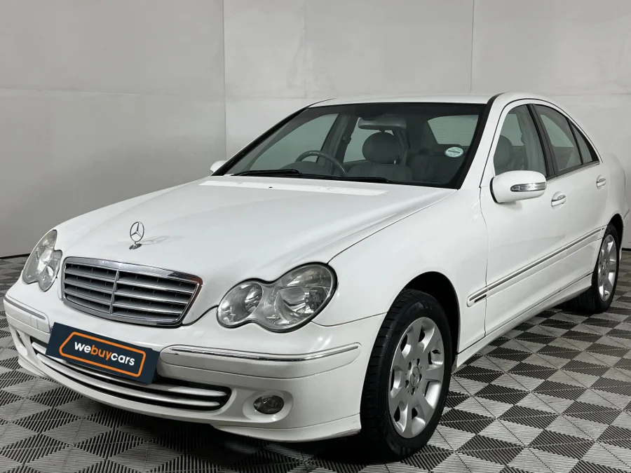 Used 2004 Mercedes-Benz C-Class C180 Kompressor Elegance - WeBuyCars The Dome