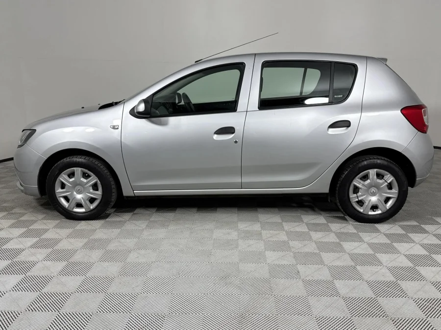 Used 2015 Renault Sandero 66kW turbo Expression - WeBuyCars Midstream Used 2015 Renault Sandero 66kW turbo Expression - WeBuyCars Midstream