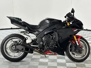 Used 2013 Yamaha YZF R1