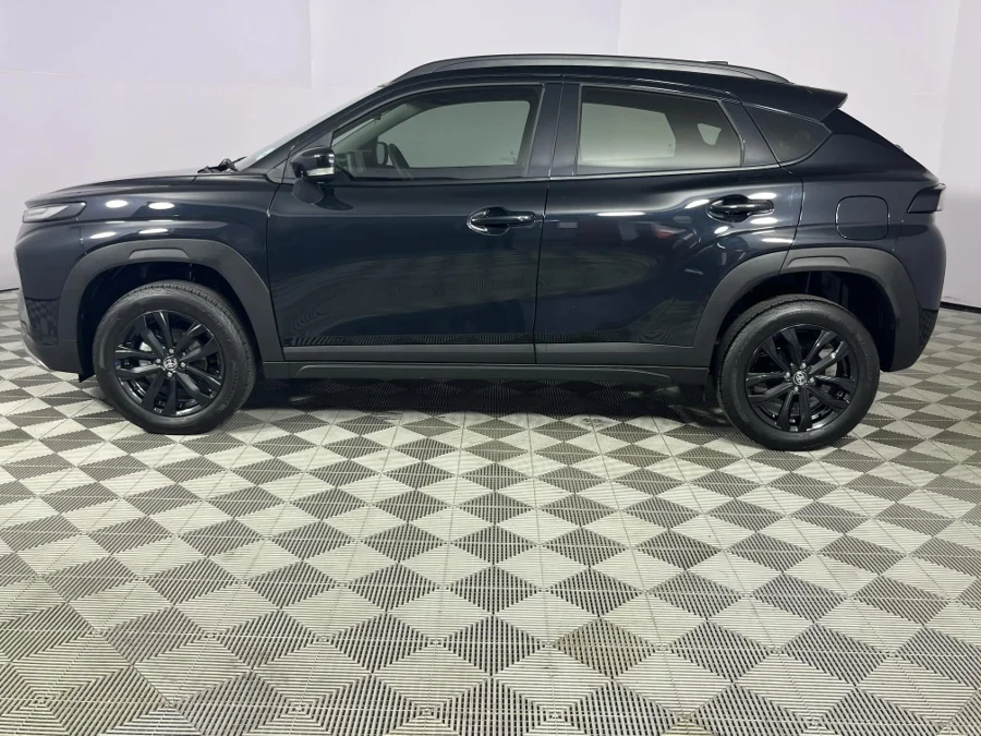 Used 2024 Toyota Starlet Cross 1.5 XS manual - WeBuyCars Durban