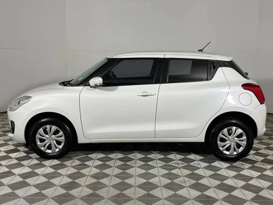Used 2019 Suzuki Swift 1.2 GL auto - WeBuyCars JHB South Used 2019 Suzuki Swift 1.2 GL auto - WeBuyCars JHB South