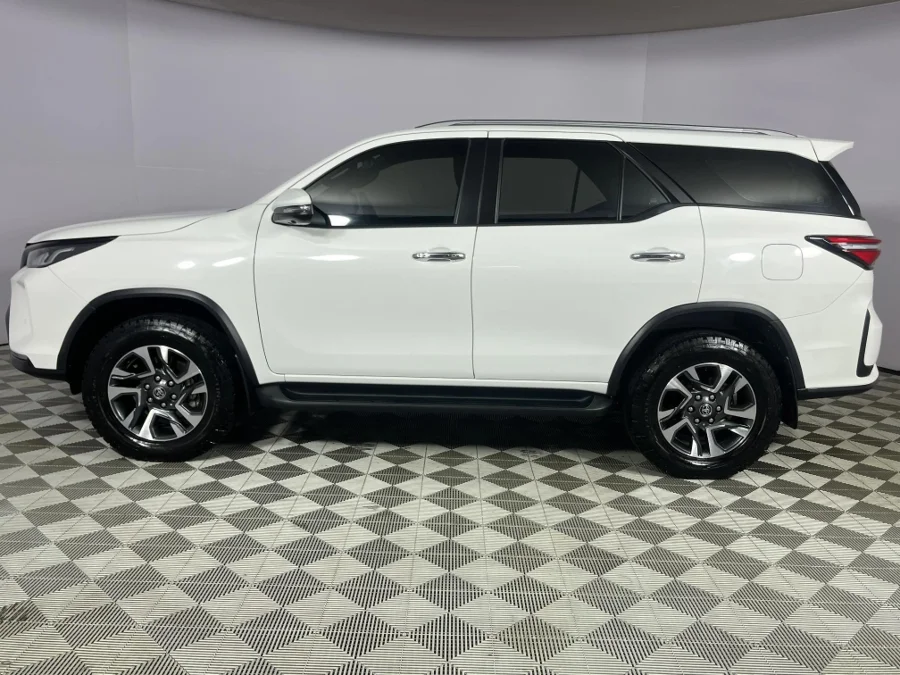 Used 2024 Toyota Fortuner 2.8GD-6 48V 4x4 VX - WeBuyCars Durban