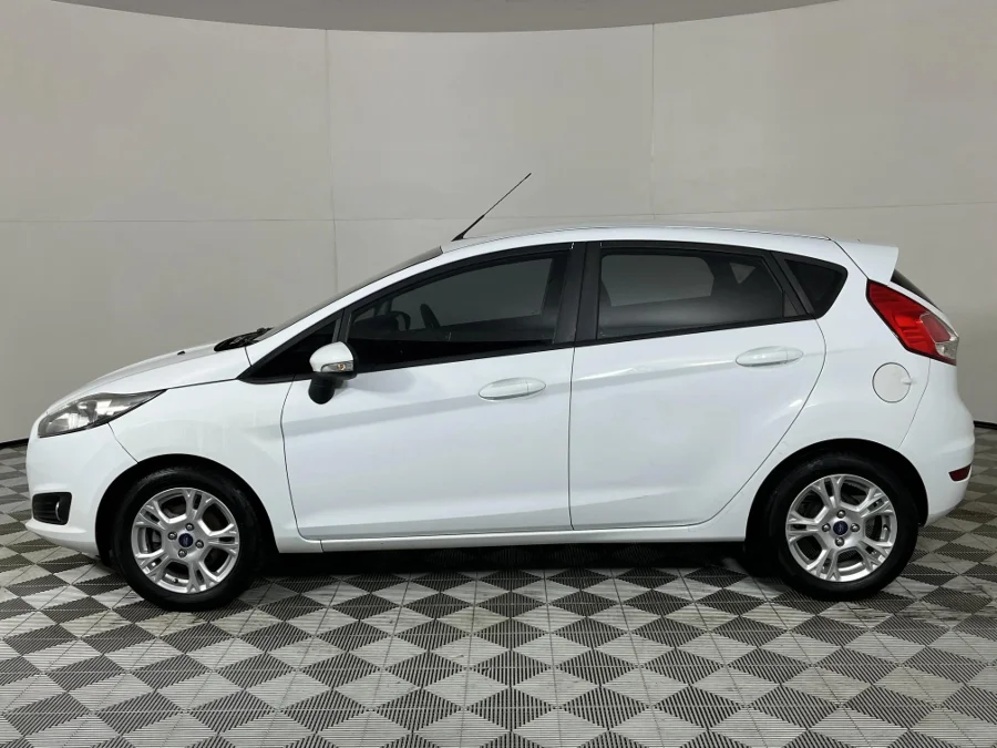 Used 2015 Ford Fiesta 5-door 1.4 Trend - WeBuyCars JHB South Used 2015 Ford Fiesta 5-door 1.4 Trend - WeBuyCars JHB South