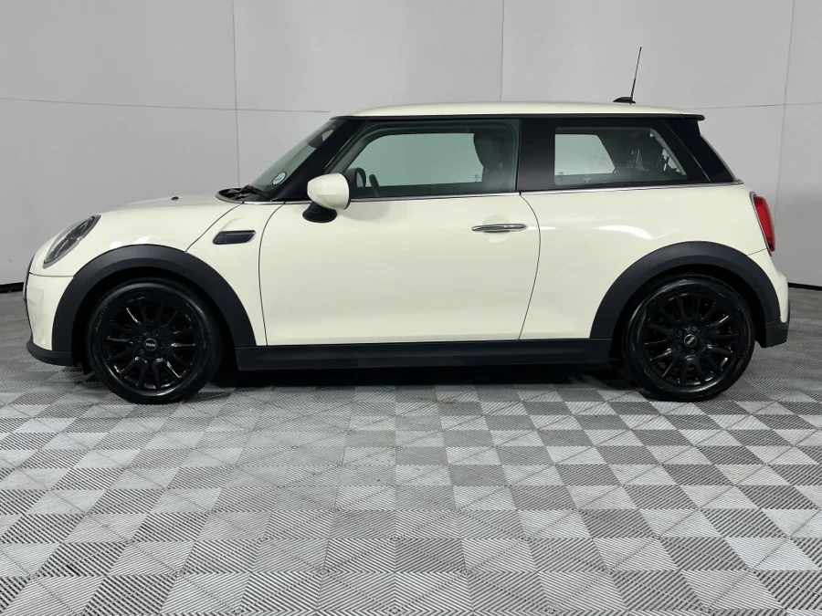 Used 2021 MINI Hatch Cooper Hatch 3-door - WeBuyCars Gqeberha