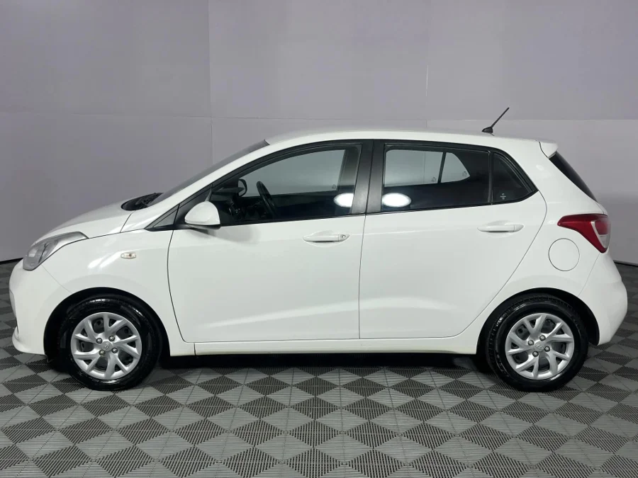 Used 2017 Hyundai Grand i10 1.25 Motion - WeBuyCars Rustenburg