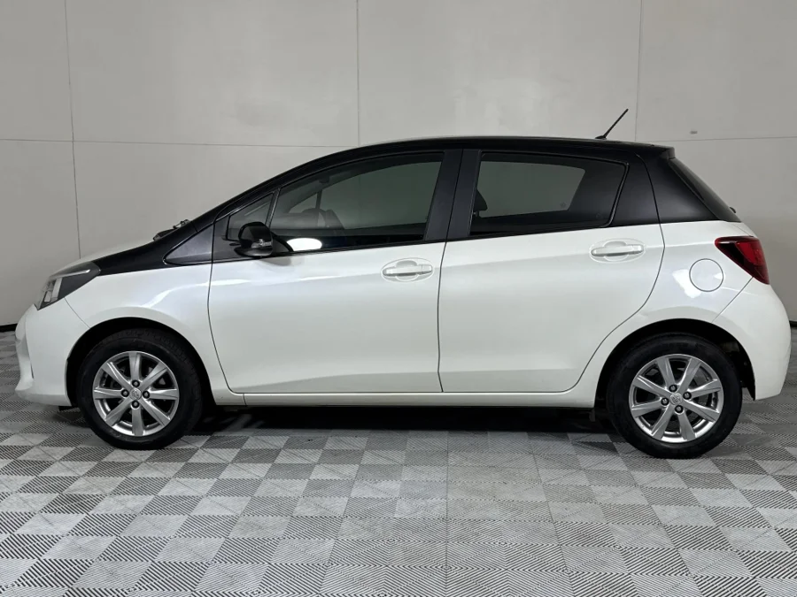 Used 2017 Toyota Yaris 1.3 auto - WeBuyCars Silverlakes
