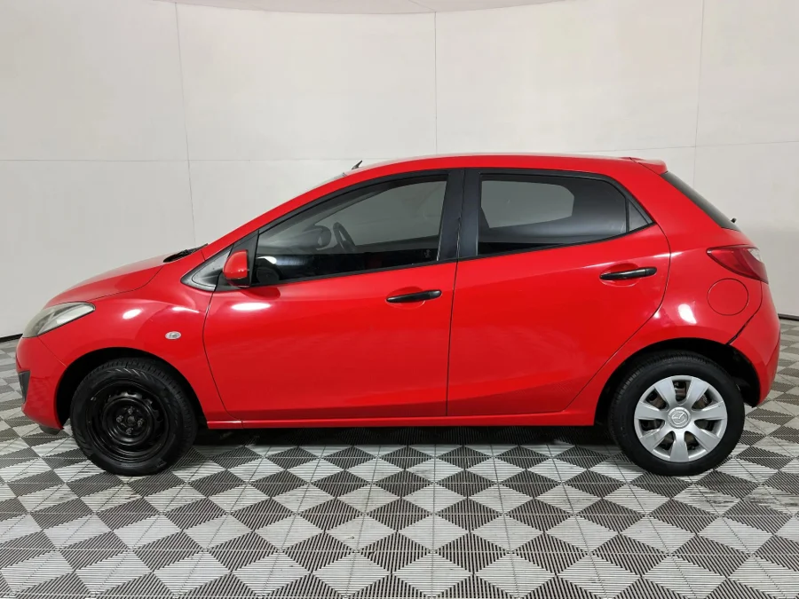 Used 2011 Mazda Mazda2 hatch 1.3 Active - WeBuyCars JHB South