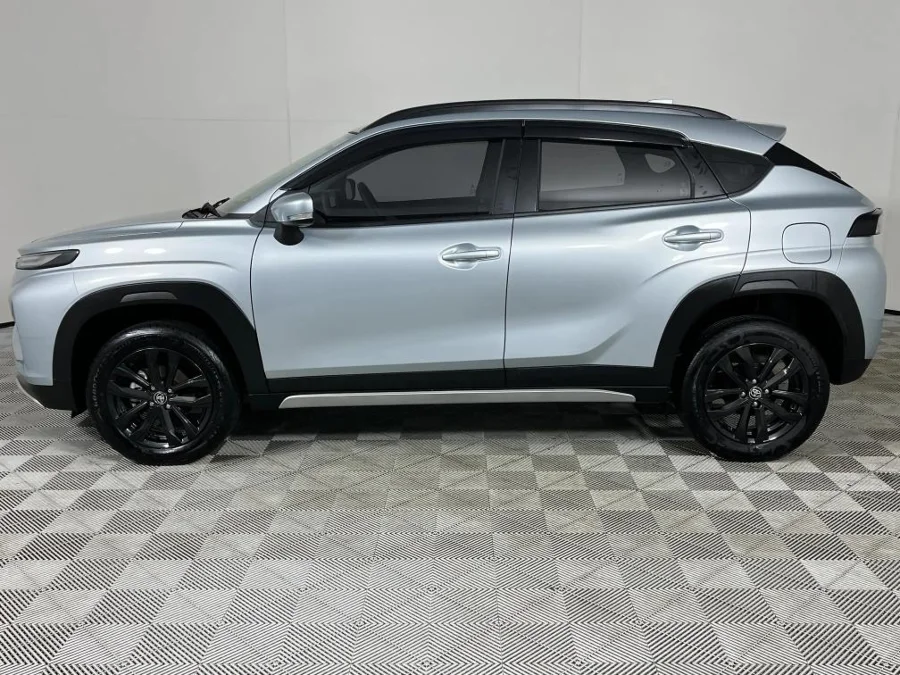 Used 2024 Toyota Starlet Cross 1.5 XS auto - WeBuyCars Midstream