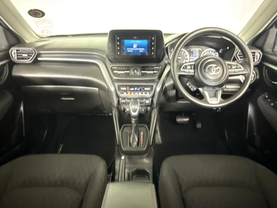 Used 2023 Toyota Urban Cruiser 1.5 XR auto - WeBuyCars Midstream