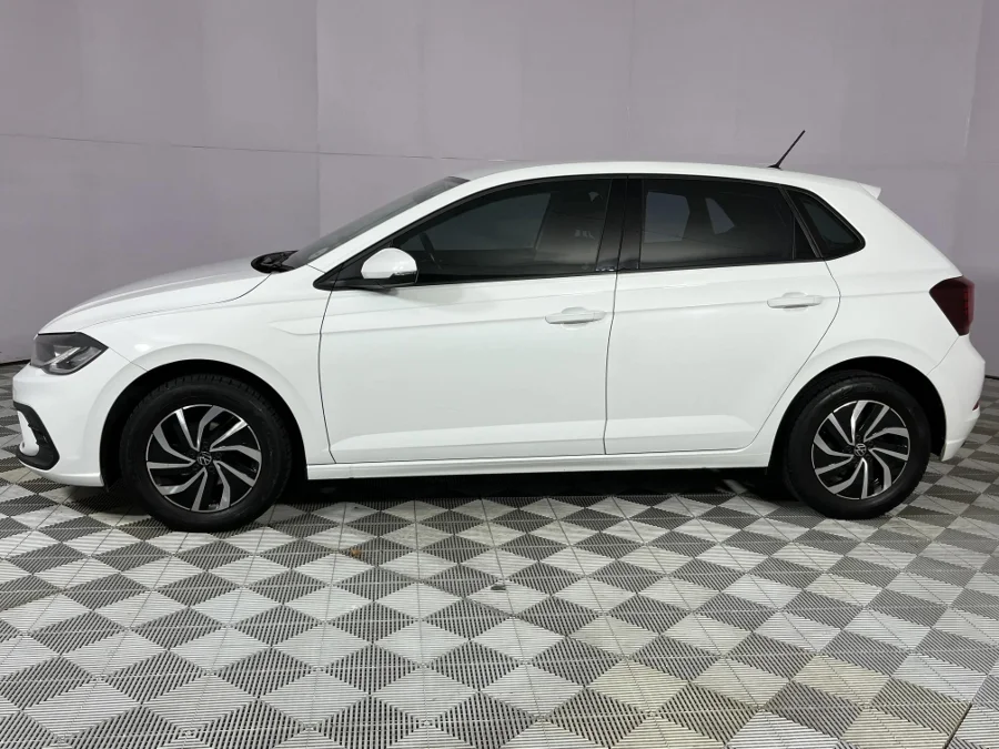 Used 2021 Volkswagen Polo hatch 1.0TSI Life manual - WeBuyCars The Dome