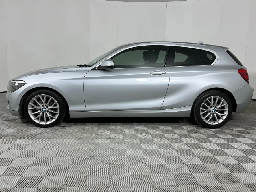 Used 2015 BMW 1 Series 118i 3-door auto - WeBuyCars Midstream Used 2015 BMW 1 Series 118i 3-door auto - WeBuyCars Midstream