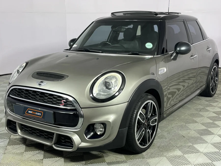 Used 2017 MINI Hatch John Cooper Works Hatch 3-door sports-auto - WeBuyCars Brackenfell Cape Town
